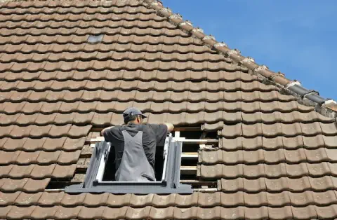 Pose de velux à Donneville